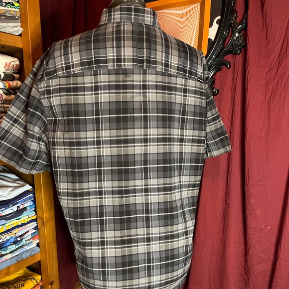 Hurley | Mens Button Down Skate Shirt Large - Picture 2 of 7